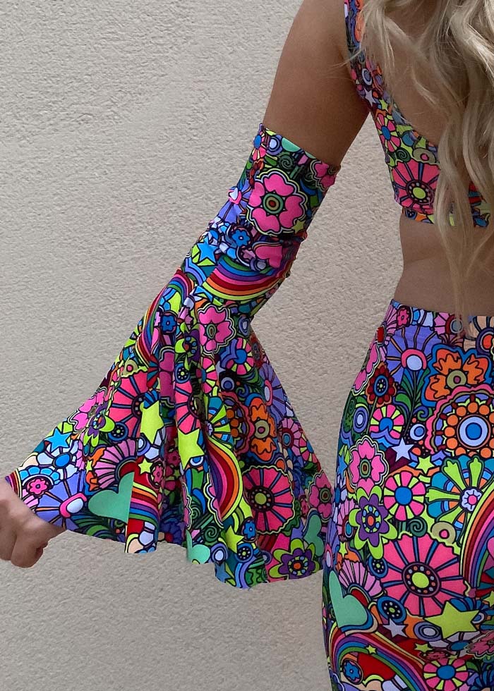 Trippin Daisies Bell Sleeves